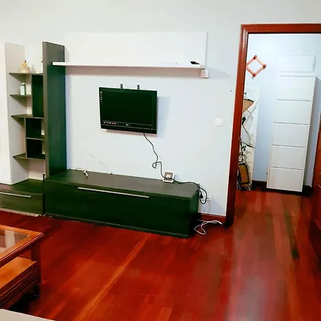 With 3 Bedrooms In With Enclosed Garden And Wifi سانتا كروز دي بيزانا