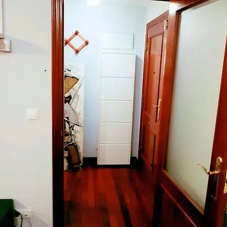 With 3 Bedrooms In With Enclosed Garden And Wifi *